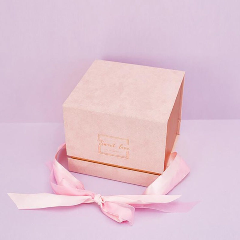 Depotnaro Suede-Finish Flip-Top Wedding Favor Box - Pink - View 2